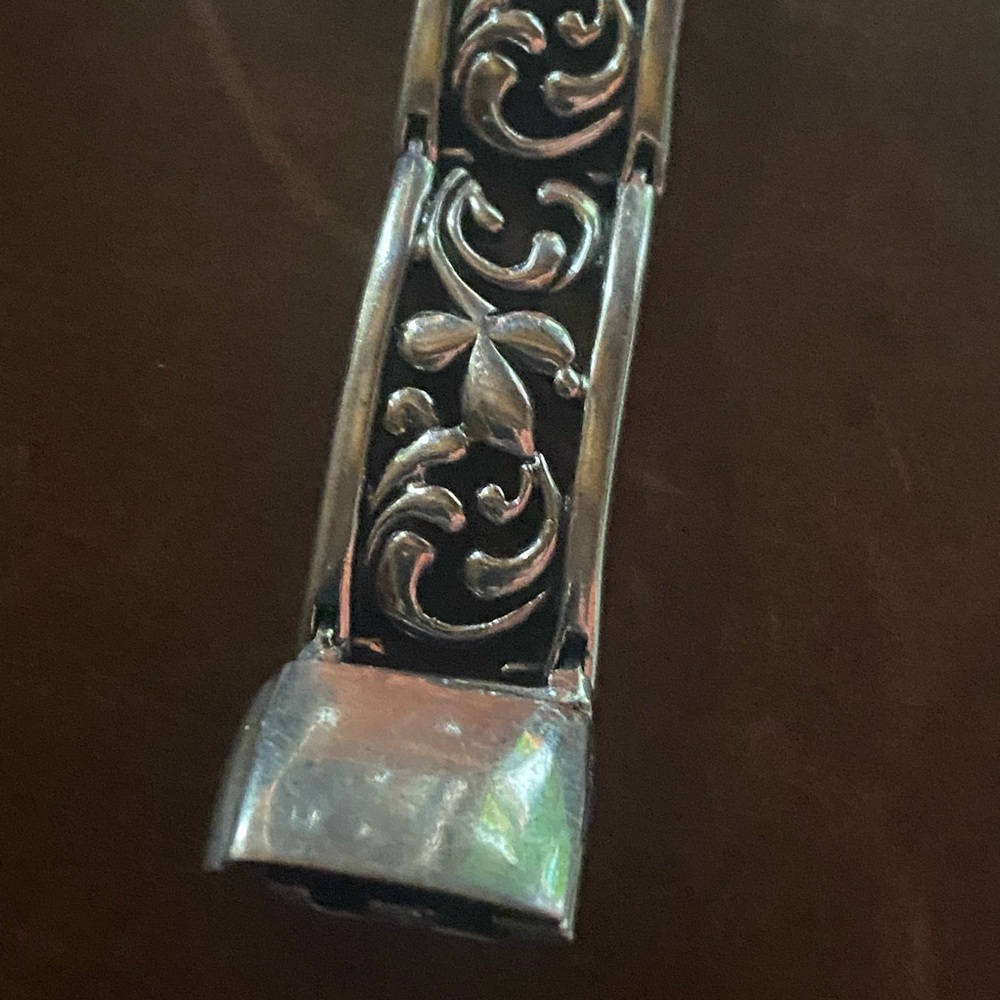 Vintage Silpada Sterling Silver Floral Scroll Filagree bracelet
